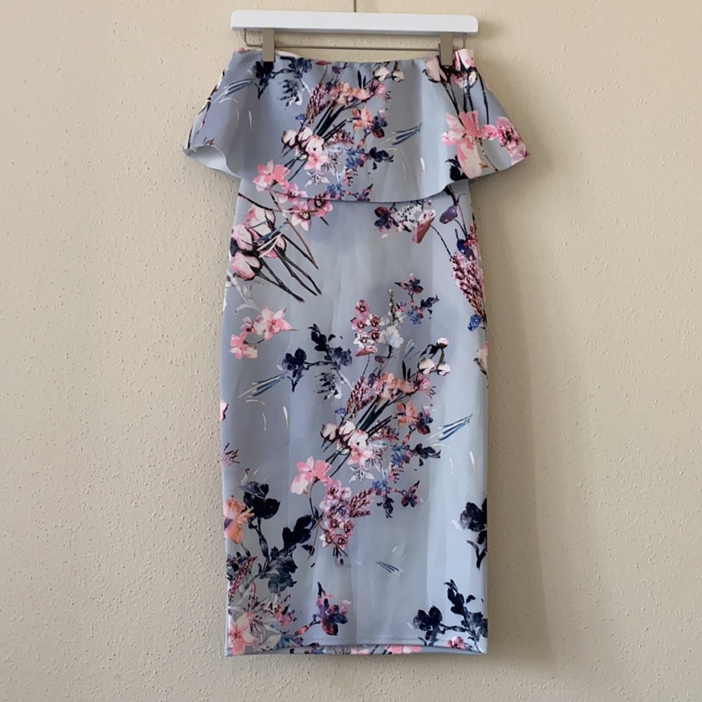 Spring strapless dress - Picture 3 of 3